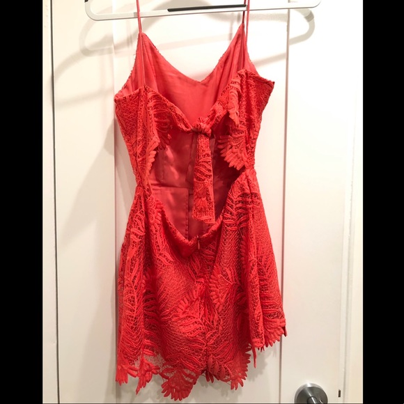 LOVERS + FRIENDS Songbird Romper in Coral • XS - Picture 6 of 7